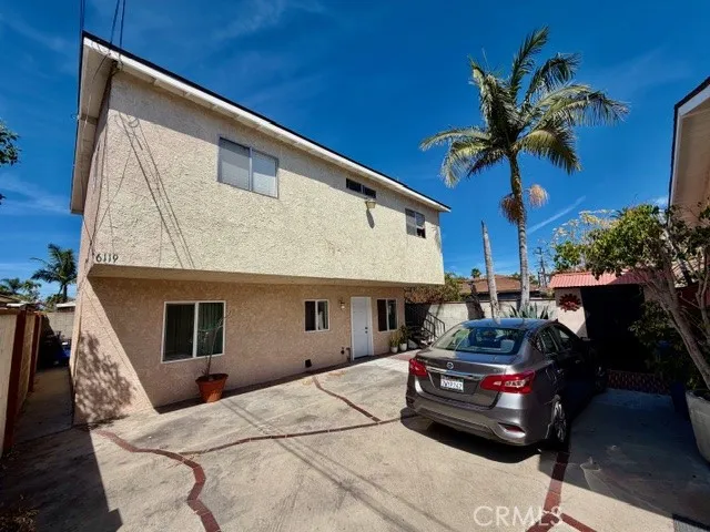 2nd and 3rd unit and back yard area parking