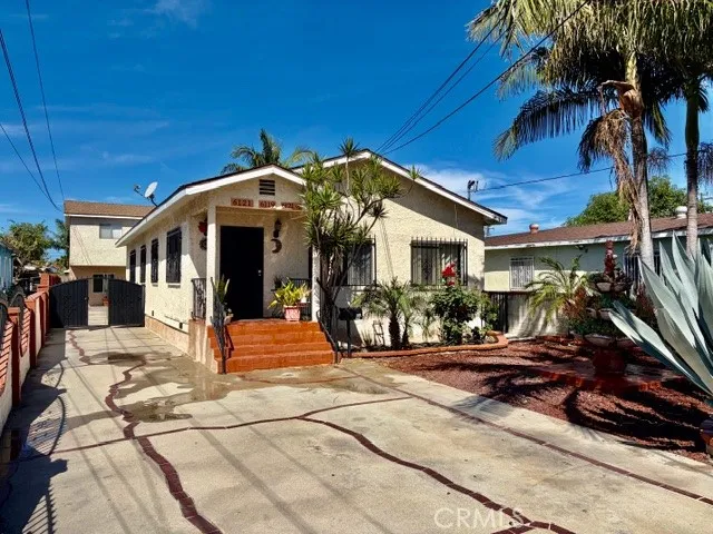 6121 Orchard Avenue, Huntington Park, California 90255