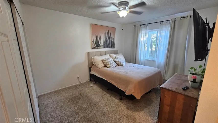Master Bedroom - Downstairs