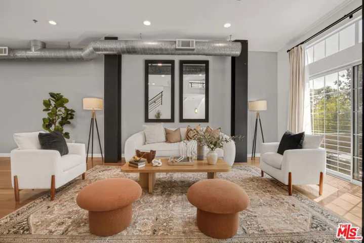 5300 Playa Vista Drive 6, Playa Vista, California 90094