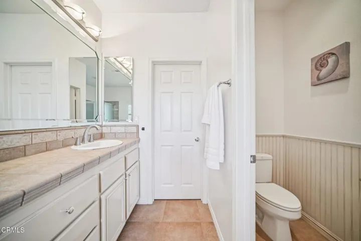 36-web-or-mls-Bayside Cir-S0904-036