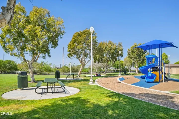 60-web-or-mls-Bayside Cir-0904-914