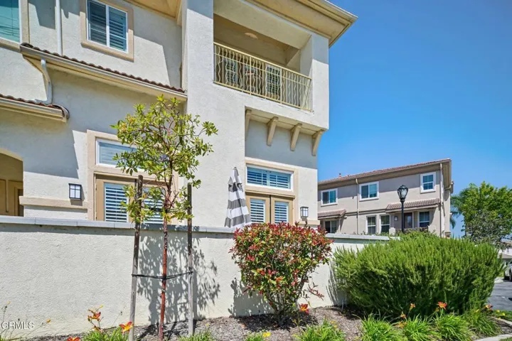 45-web-or-mls-Bayside Cir-S0904-045