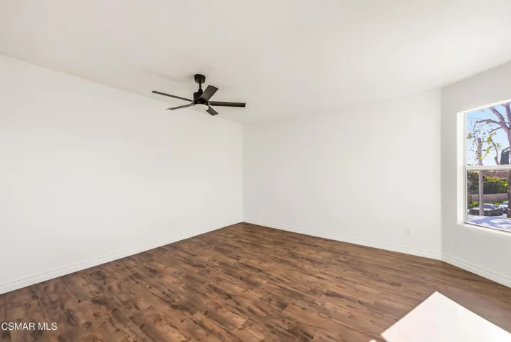 4898 Elderberry Ave Moorpark-23