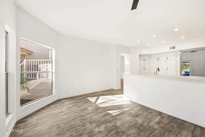 4898 Elderberry Ave Moorpark-13