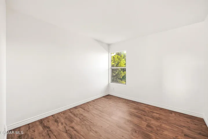 4898 Elderberry Ave Moorpark-19