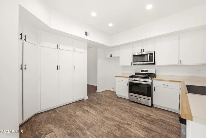 4898 Elderberry Ave Moorpark-14