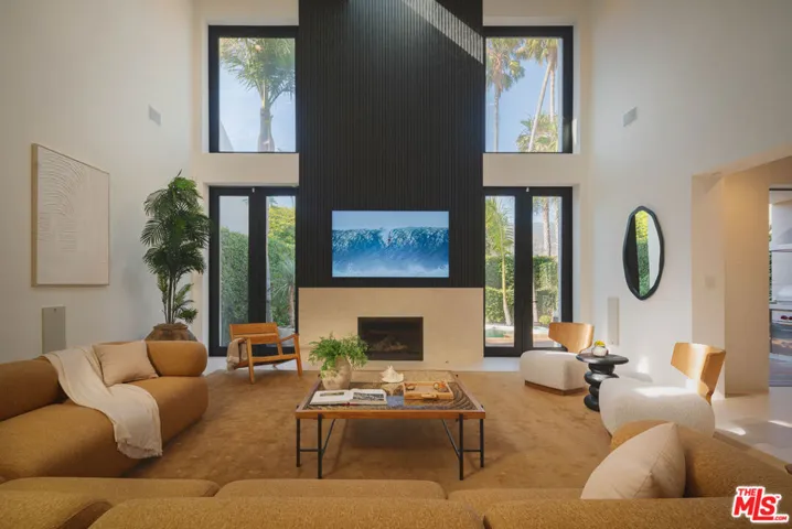 23649 Malibu Colony Road, Malibu, California 90265
