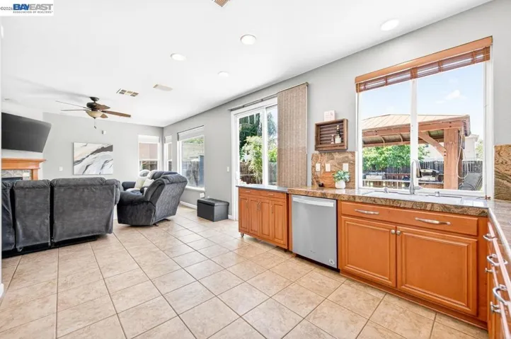 4547 Glenbrook Dr, Tracy, California 95377