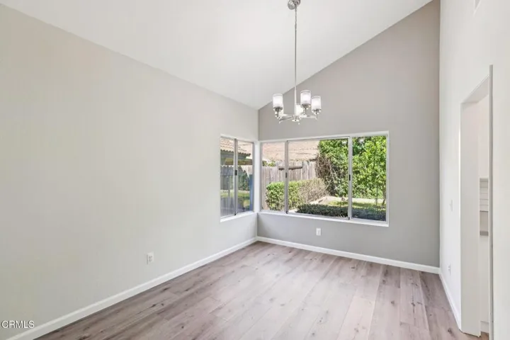 12-web-or-mls-Summerfield St-S0904-012