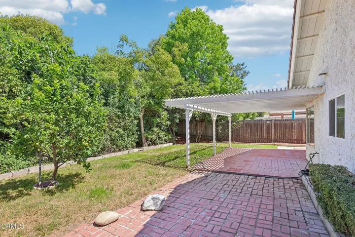 37-web-or-mls-Summerfield St-S0904-037