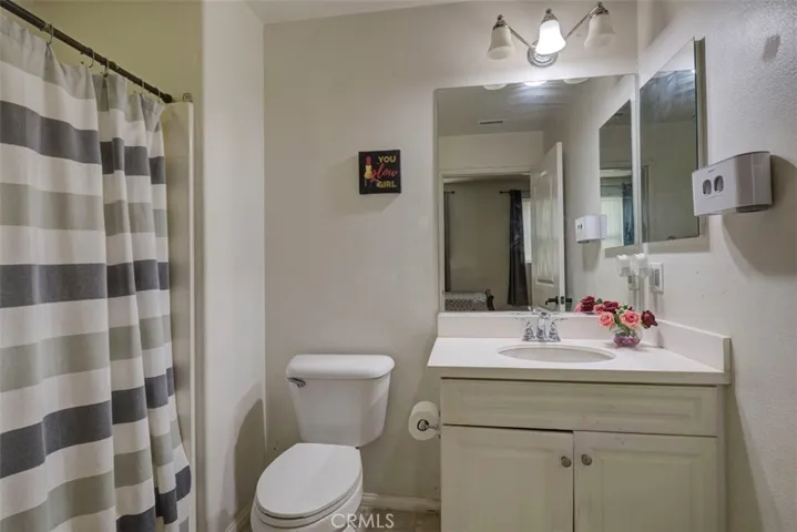 En suite bathroom downstairs