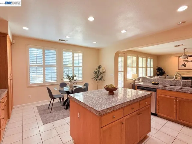 3329 Lair Way, Antioch, California 94531