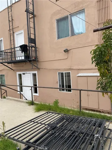 755 S Boyle, Los Angeles, California 90023