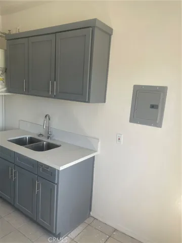 755 S Boyle, Los Angeles, California 90023