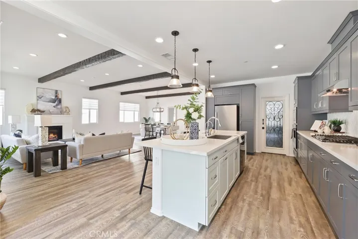 Open Kitchen