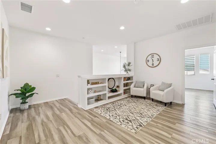 Spacious Loft Area