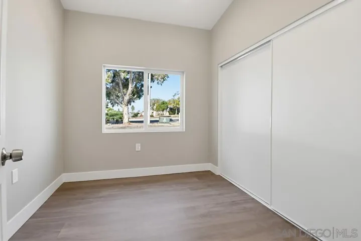 1/1 - 400sf - In Unit Laundry