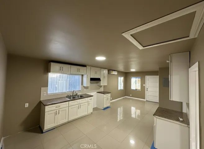 802 E 111th, Los Angeles, California 90059