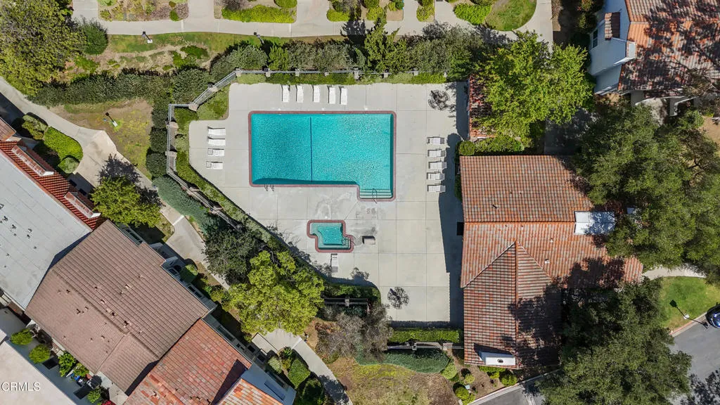 Drone, pool 1