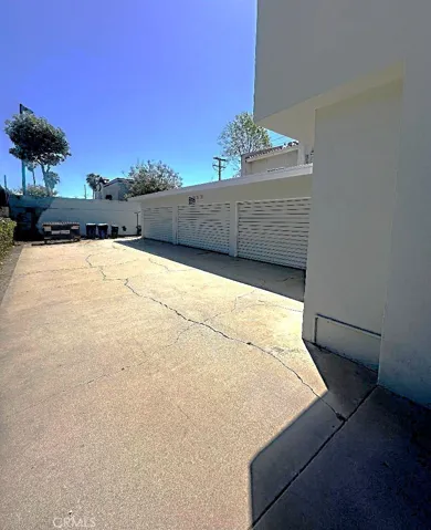 The Driveway Approach is Deep and Open for Easy Access.