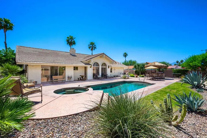 40-web-or-mls-JLRunaway_OPMG_0426_040