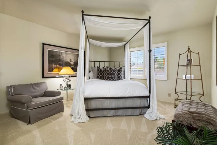 49-web-or-mls-JLRunaway_OPMG_0426_049