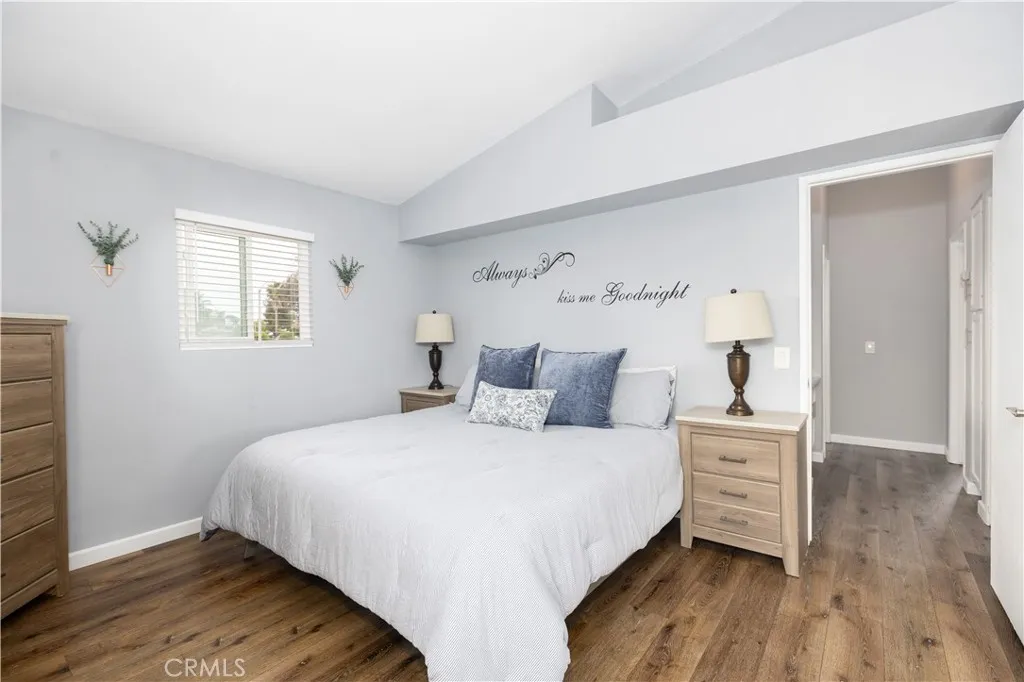 Primary Bedroom - Up