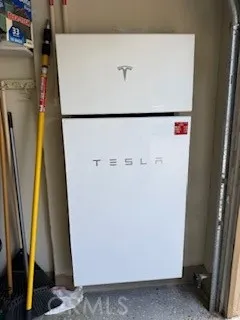 Telsa battery backup in garage (2024)