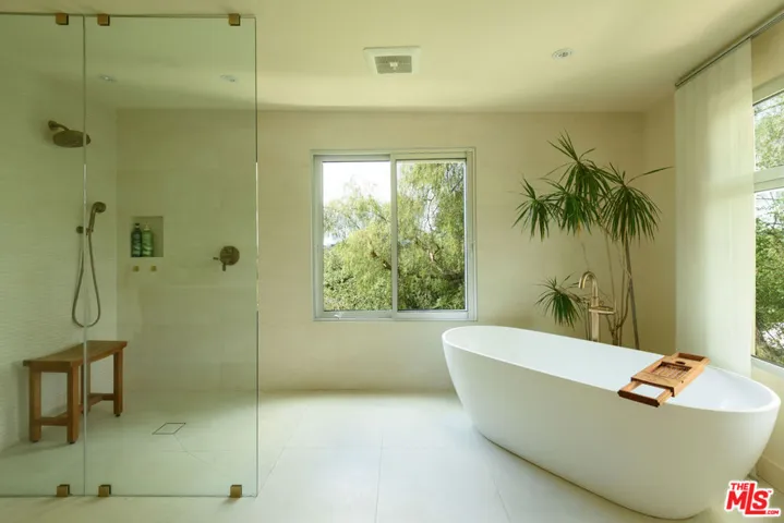 Primary retreat bathroom