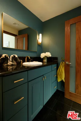 Powder room