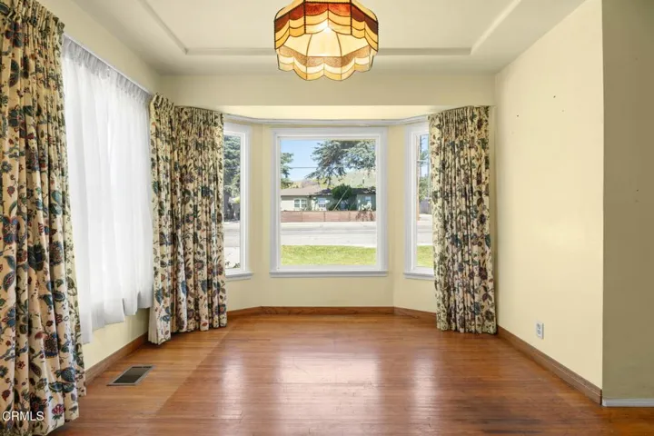 12-web-or-mls-SeaoroStudios-3662LomaVist