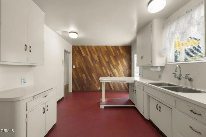 16-web-or-mls-SeaoroStudios-3662LomaVist