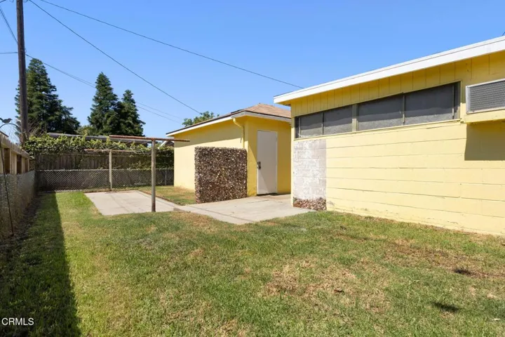 32-web-or-mls-SeaoroStudios-3662LomaVist