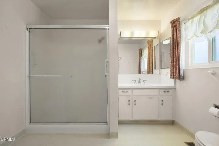 22-web-or-mls-SeaoroStudios-3662LomaVist