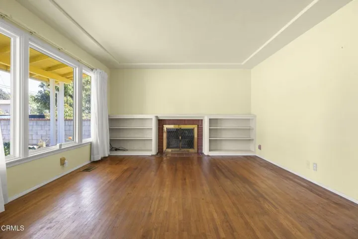 8-web-or-mls-SeaoroStudios-3662LomaVista