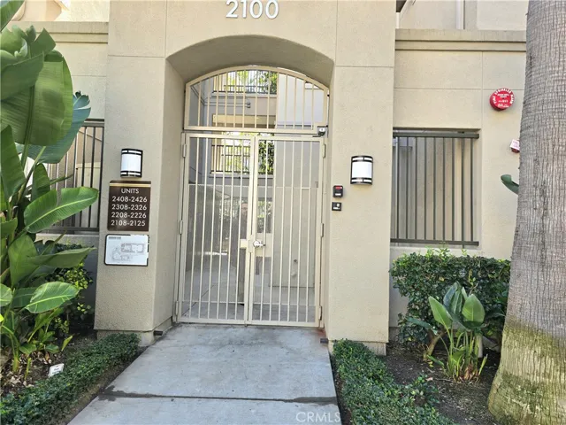 2225 Scholarship, Irvine, California 92612