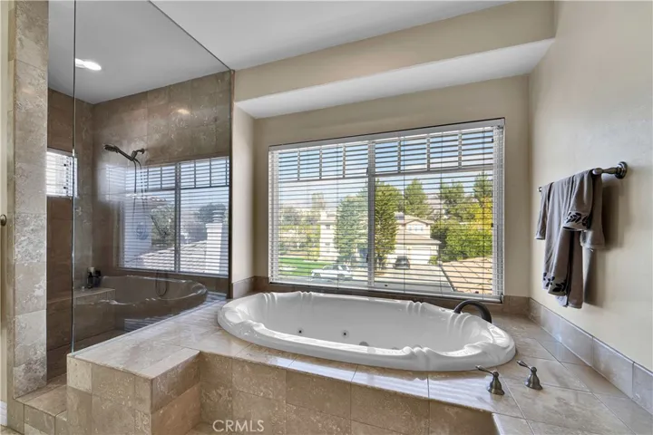 Bathtub
