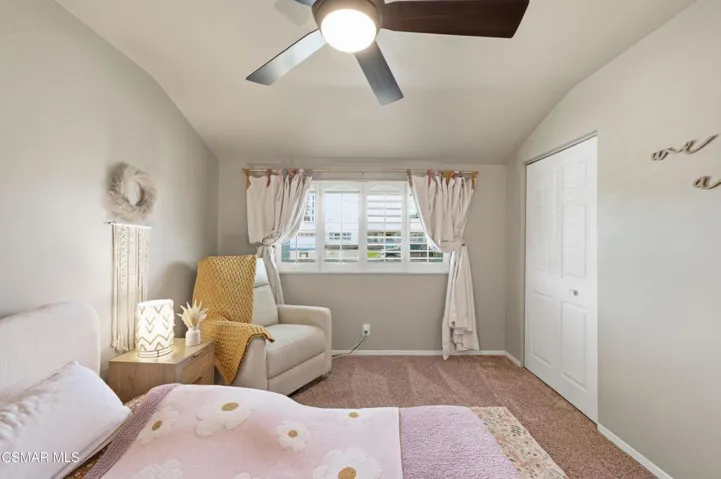 Girls bedroom