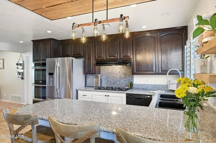 Kitchen counter