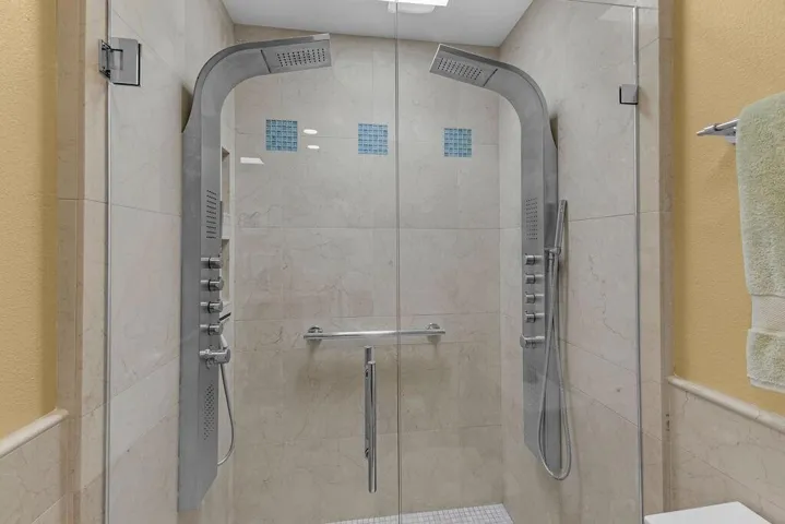 Primary shower