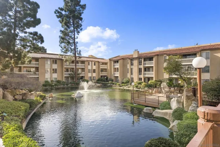 Community lagoon water feature