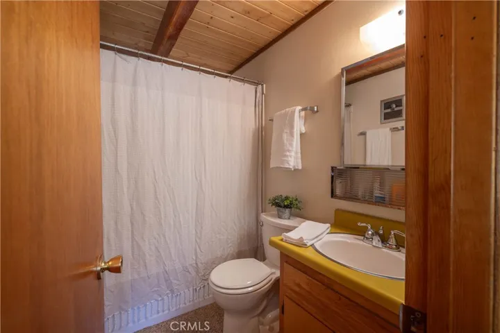 1109 Brookside, Fawnskin, California 92333