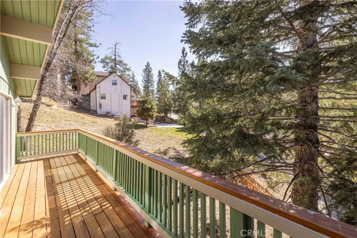 1109 Brookside, Fawnskin, California 92333