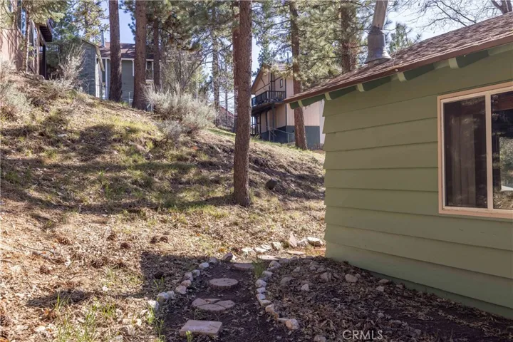 1109 Brookside, Fawnskin, California 92333