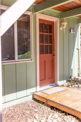 1109 Brookside, Fawnskin, California 92333