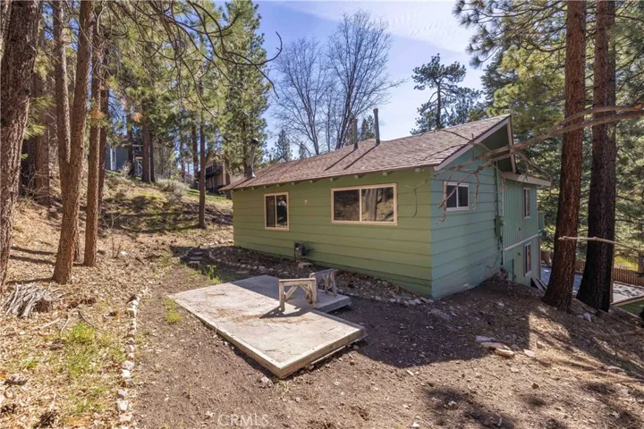 1109 Brookside, Fawnskin, California 92333