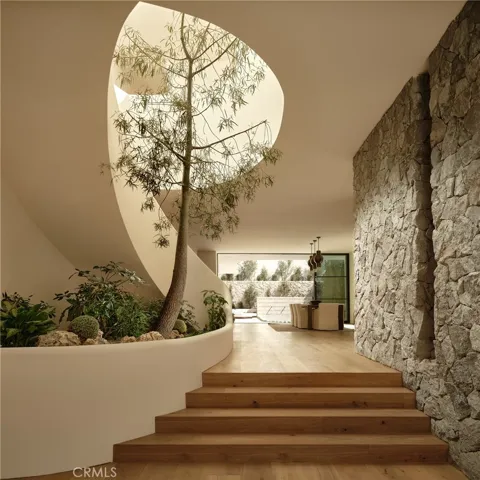 3712 Goodland Avenue, Studio City, California 91604