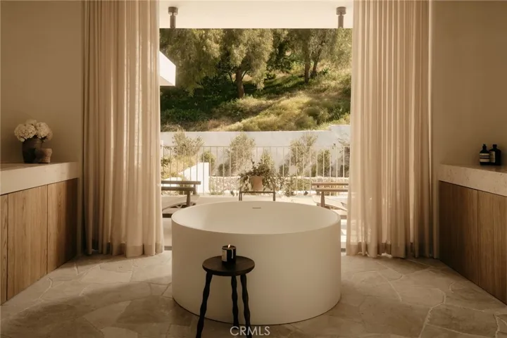 3712 Goodland Avenue, Studio City, California 91604