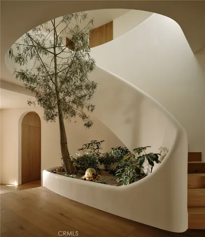 3712 Goodland Avenue, Studio City, California 91604